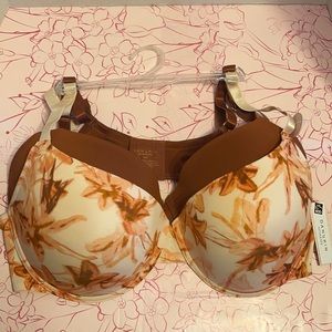 DANSKIN BRA SIZE 40 D. ( Bundle 2)